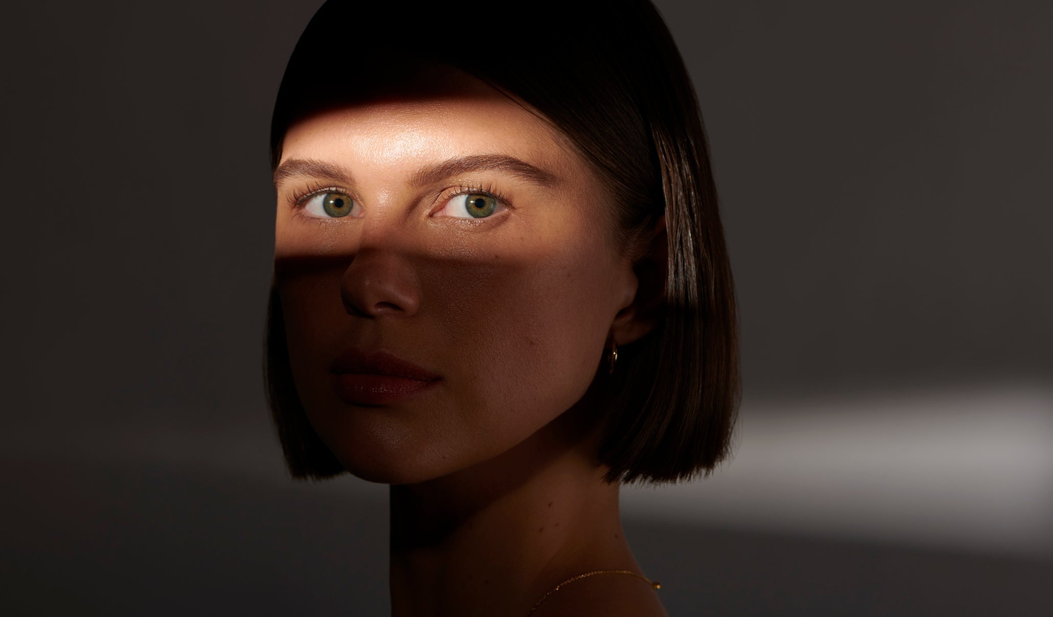 Why Your Eye Area May Need More Than a Regular Moisturizer