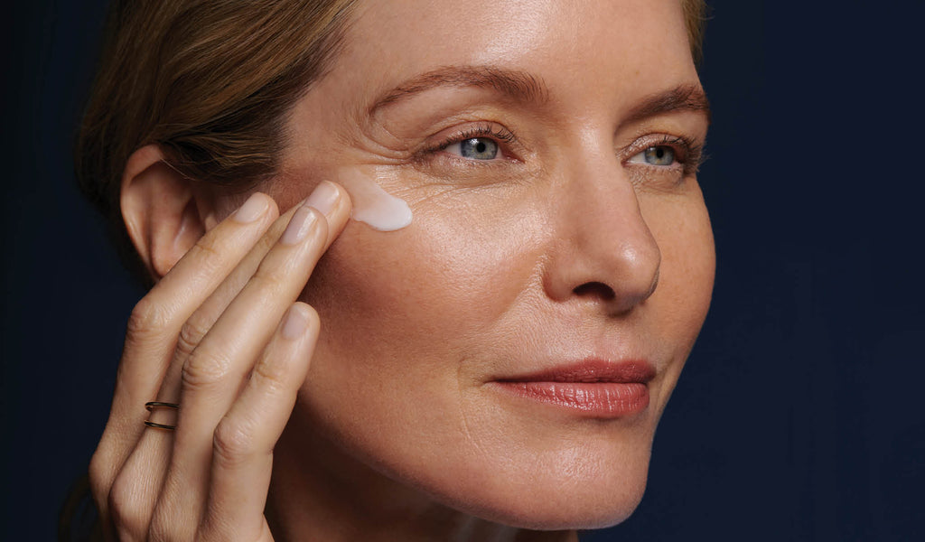 Eye Serums vs. Creams: Which one is right for you?