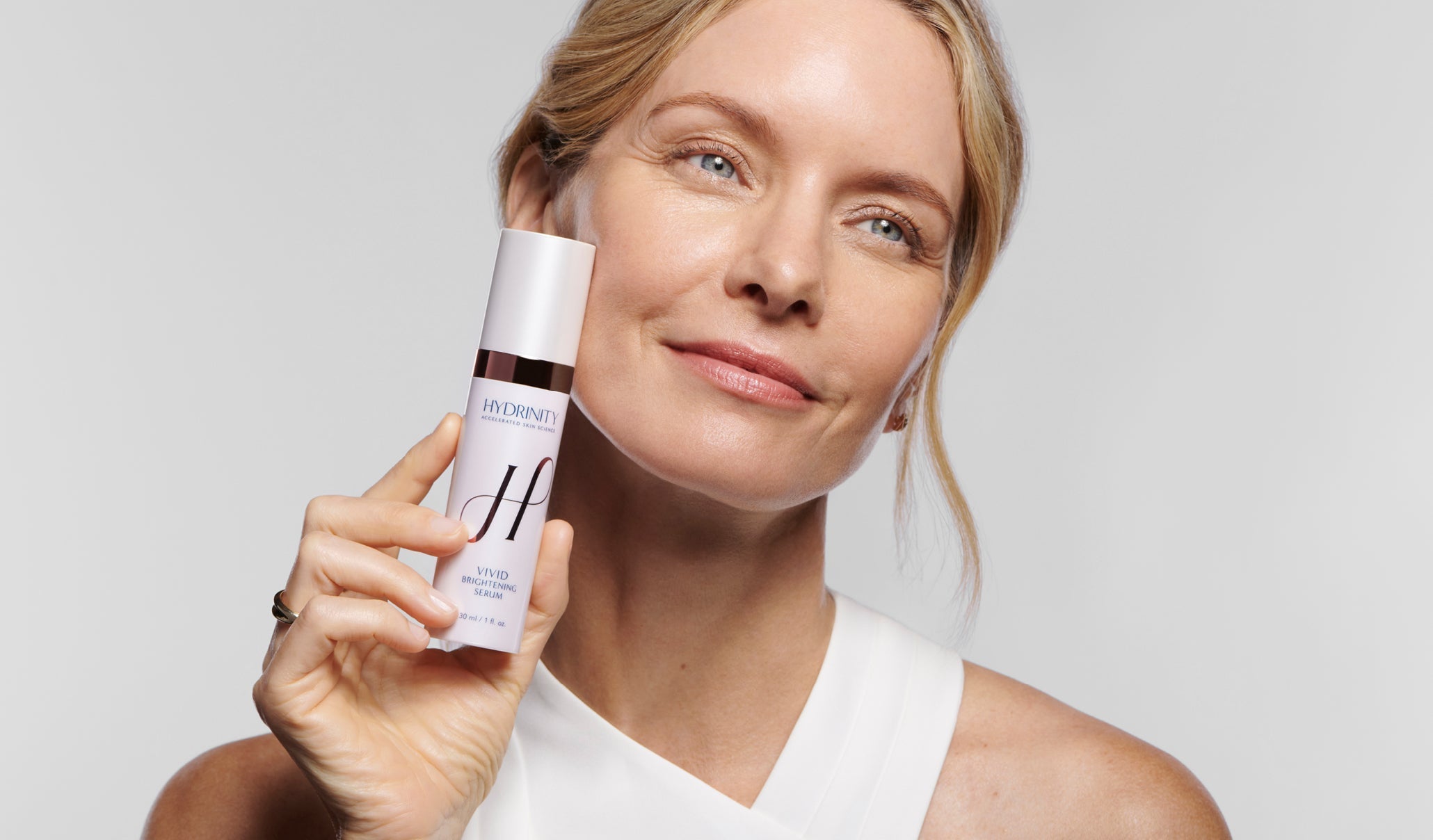 Brightening in Summer? Here’s How to Treat Dark Spots Without Damaging Your Skin